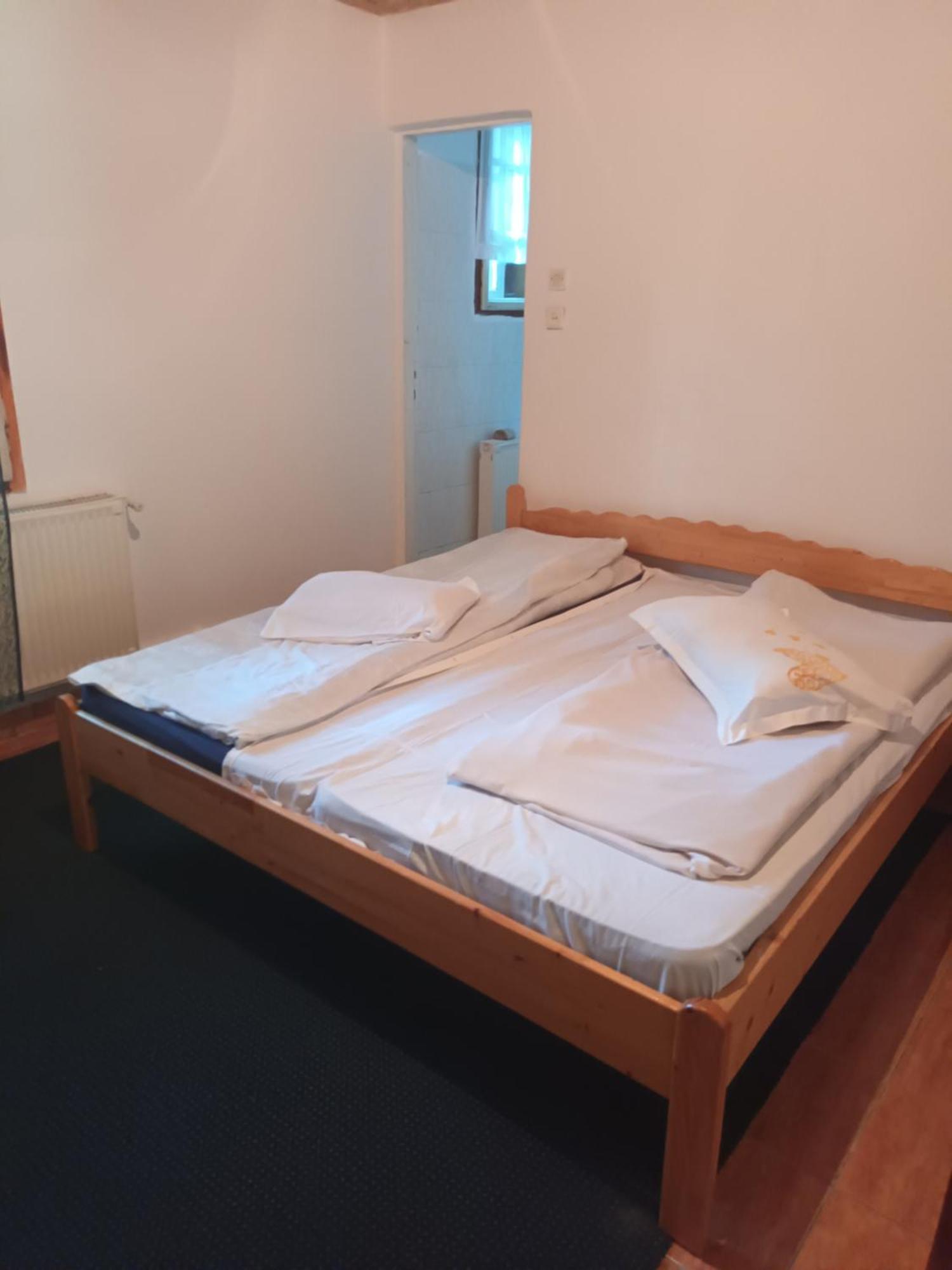 Antonia Hotel BaileTusnad Ngoại thất bức ảnh